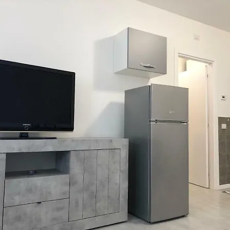 Apartment Bilocale Della Pippi San Clemente *